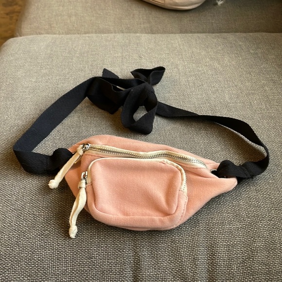 Zara Accessories Zara Girls Tieon Fanny Pack With Two Pockets